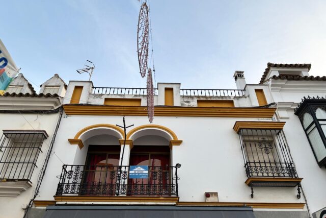 VIVIENDA EN CALLE MORON